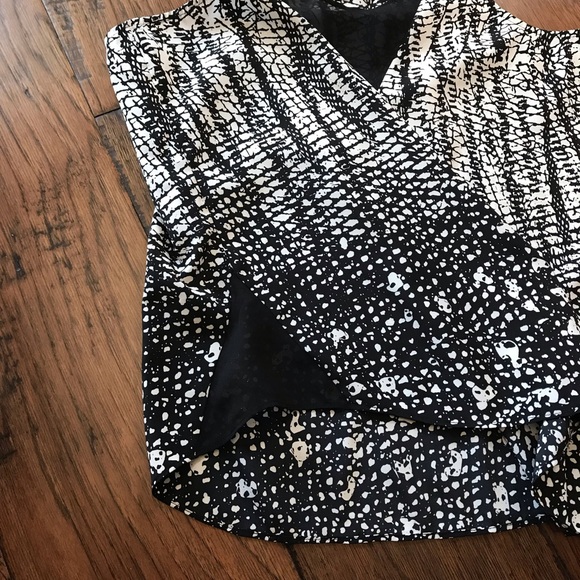 NWOT Trouve tank - Picture 5 of 6